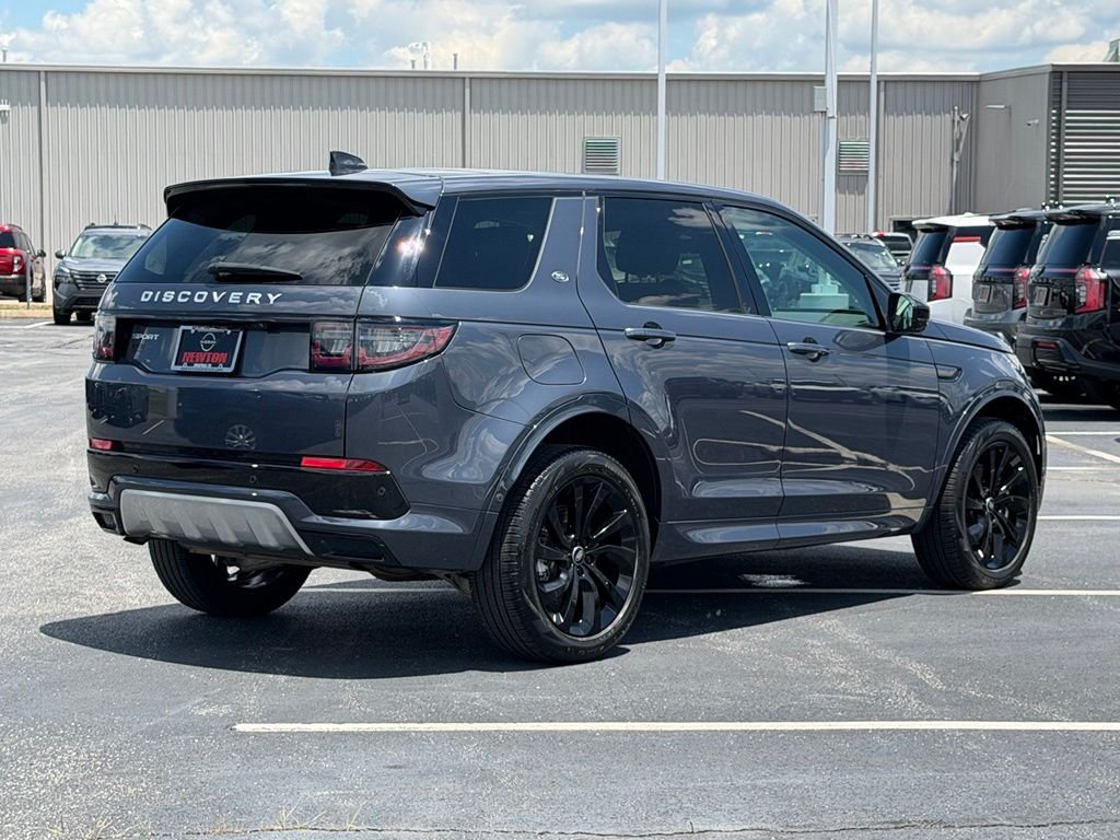 Used 2024 Gray Land Rover S image 5