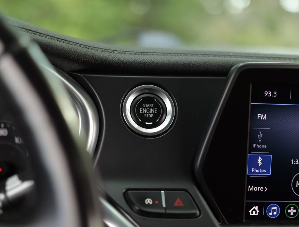 Used 2020 NIGHTFALL GRAY METALLIC Chevrolet LT image 18