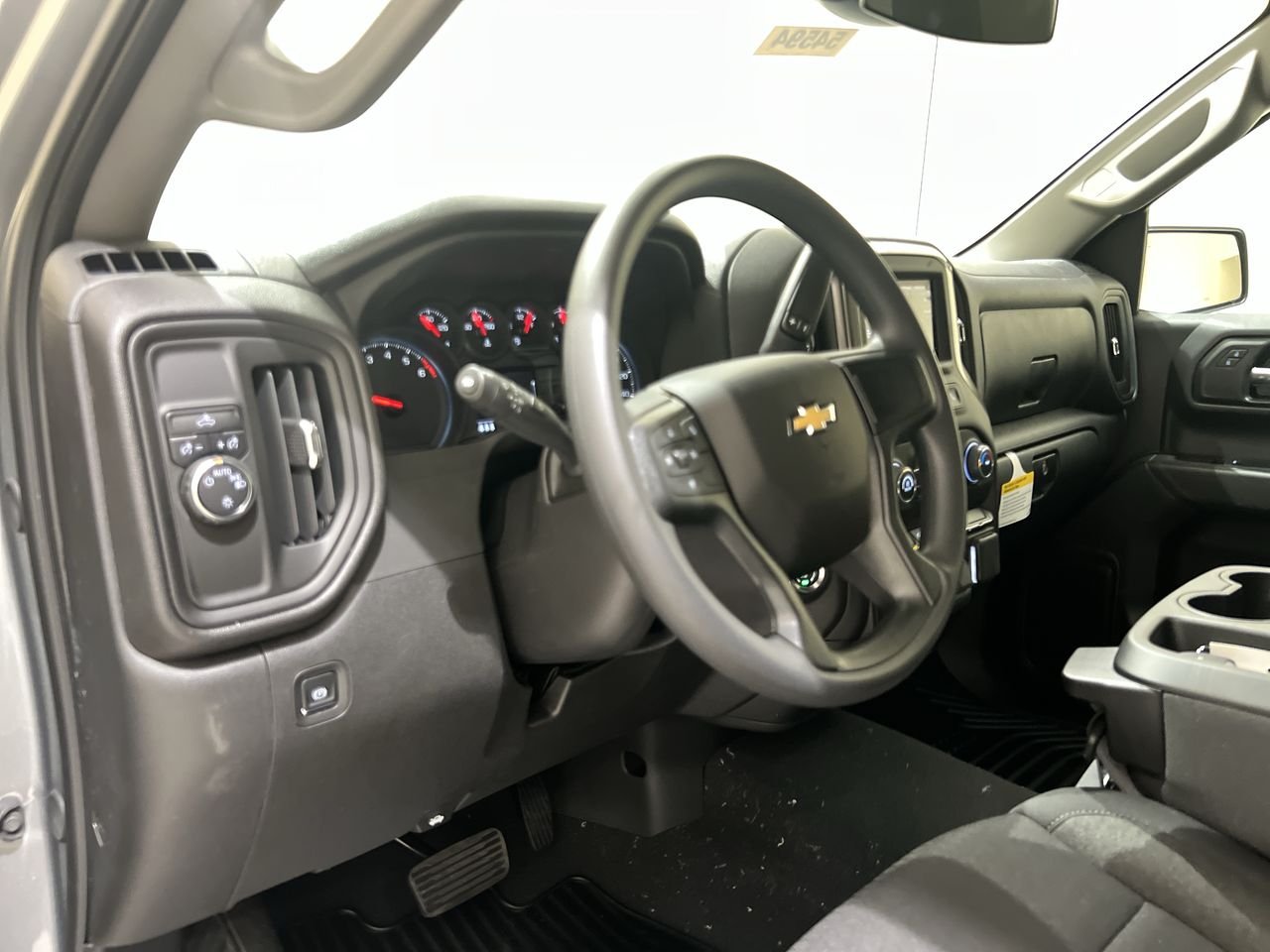 2025 Chevrolet Silverado 1500 Custom - Photo 46