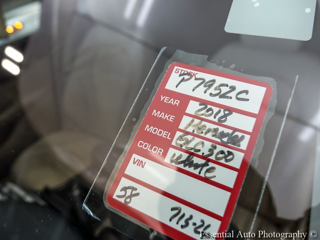 Used 2018  Mercedes-Benz GLC 300 image 30