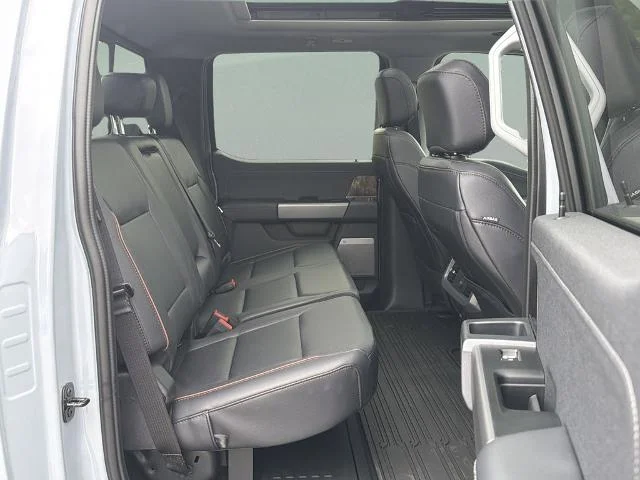 New 2026 Glacier Gray Metallic Tri-Coat Ford F-250® Lariat® image 16