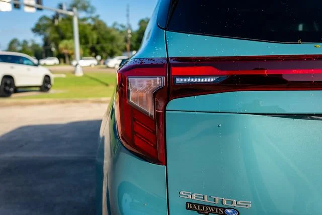 Used 2024 Pluton Blue Kia SX image 16