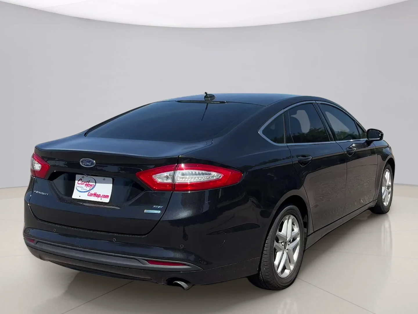 Used 2015 Black Ford SE image 5