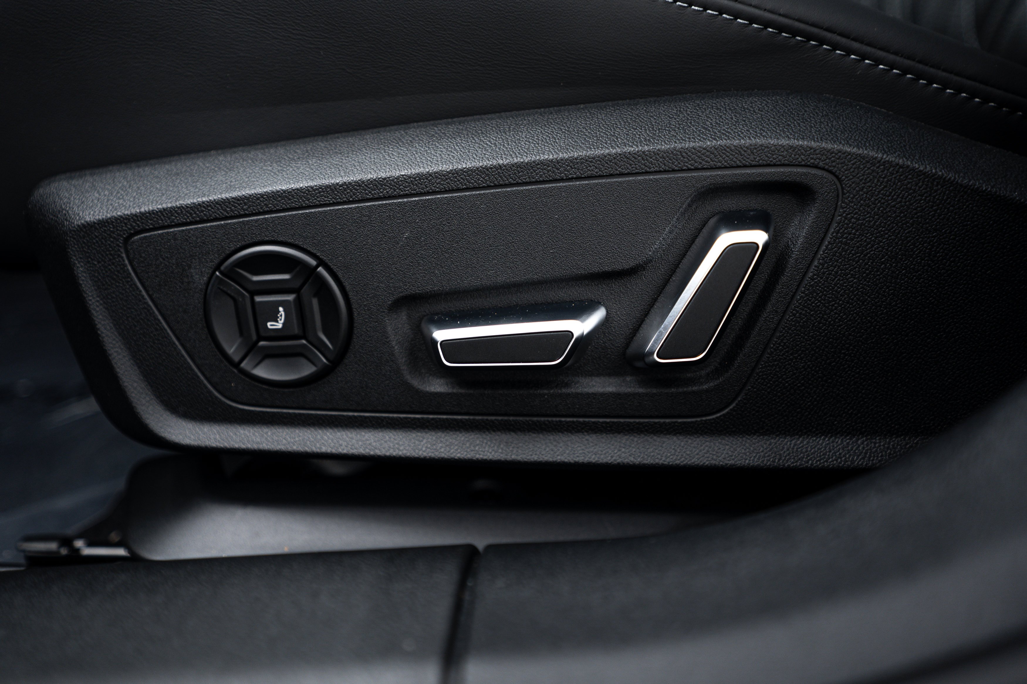 New 2026 Black Audi Premium Plus image 15