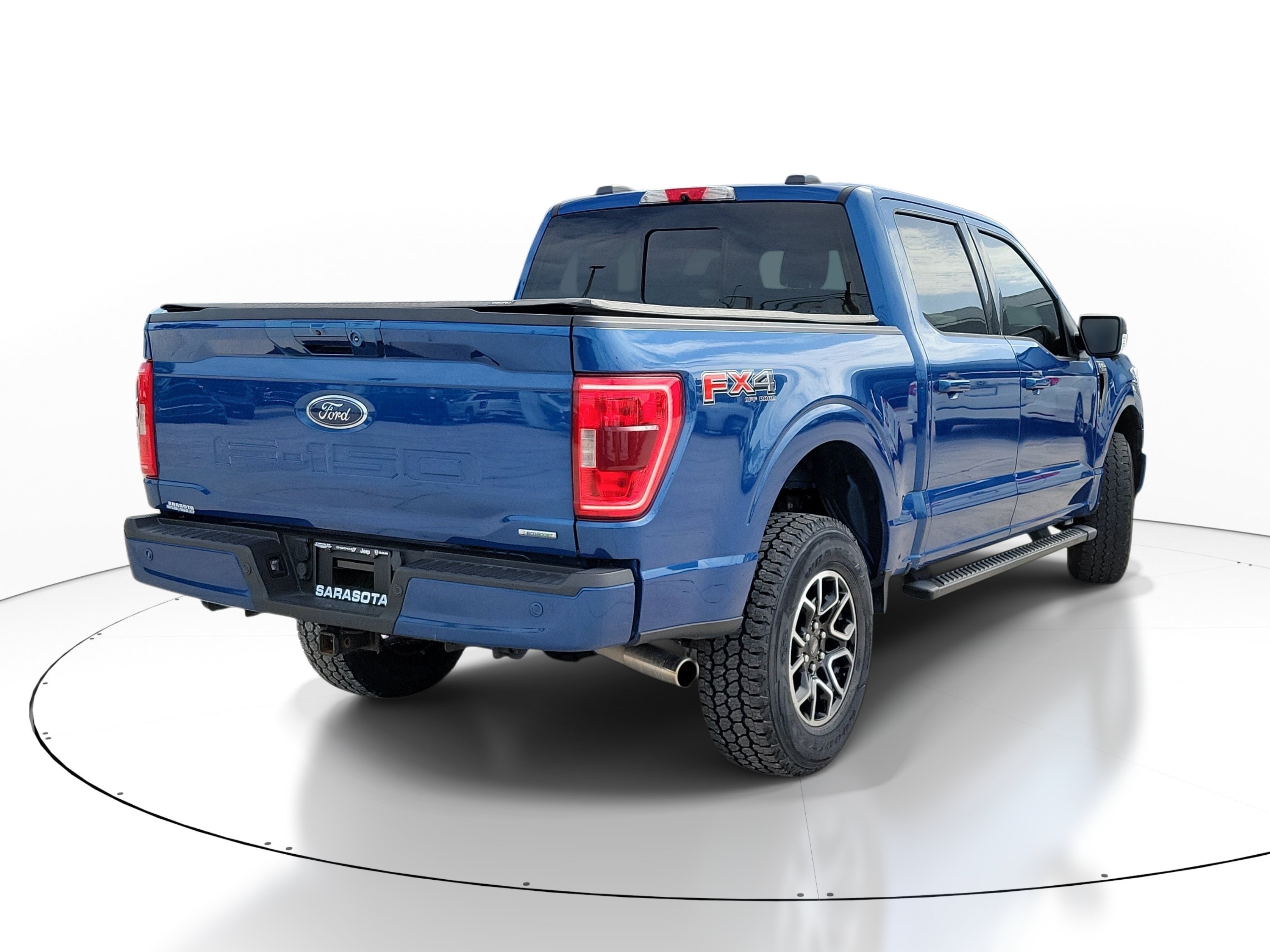 Used 2022 Blue Metallic Ford XLT image 6