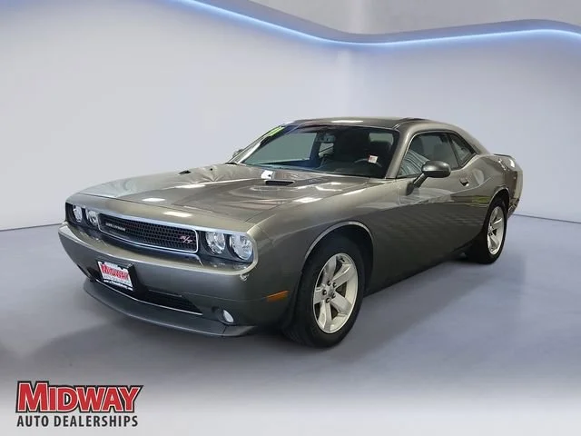2011 Dodge Challenger R/T's photo