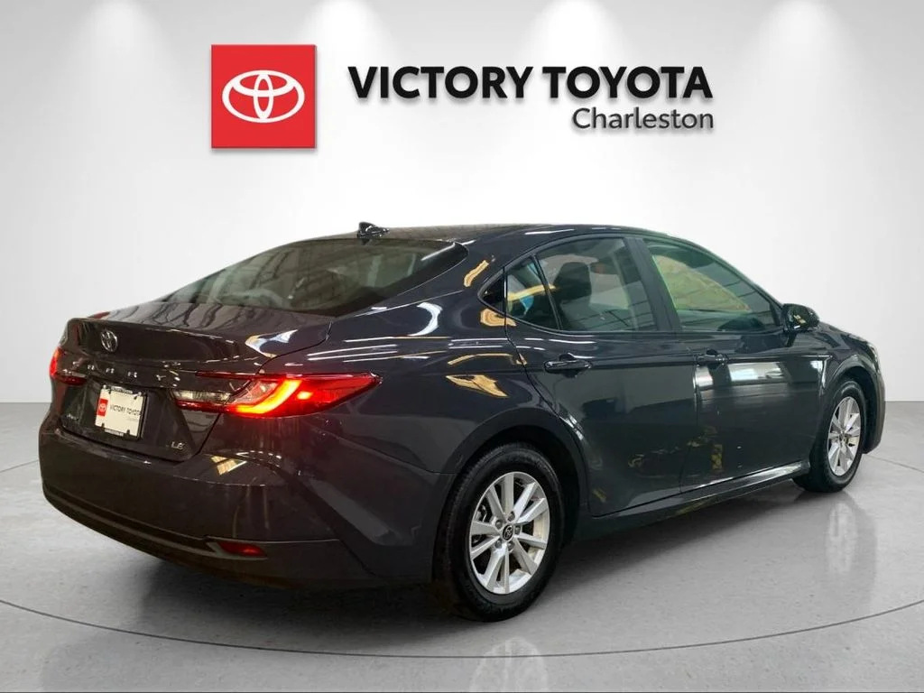 Used 2026  Toyota LE image 7