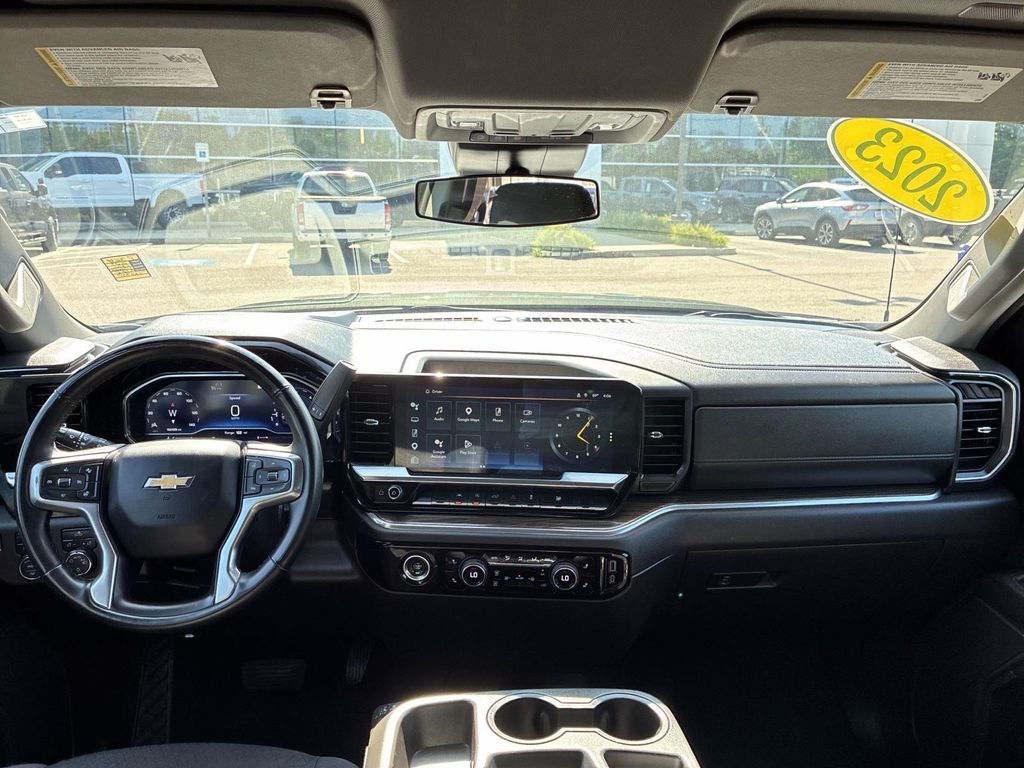 Used 2023 Black Chevrolet LT image 17