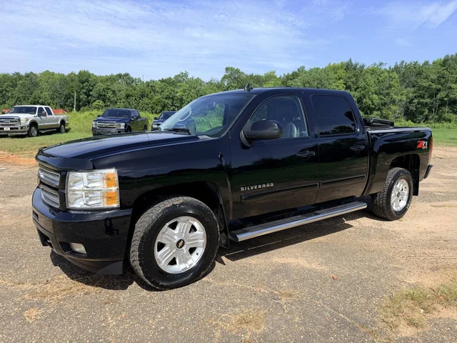 2013 Chevrolet Silverado 1500 LTZ 4x4 4dr Crew Cab 5.8 ft. SB