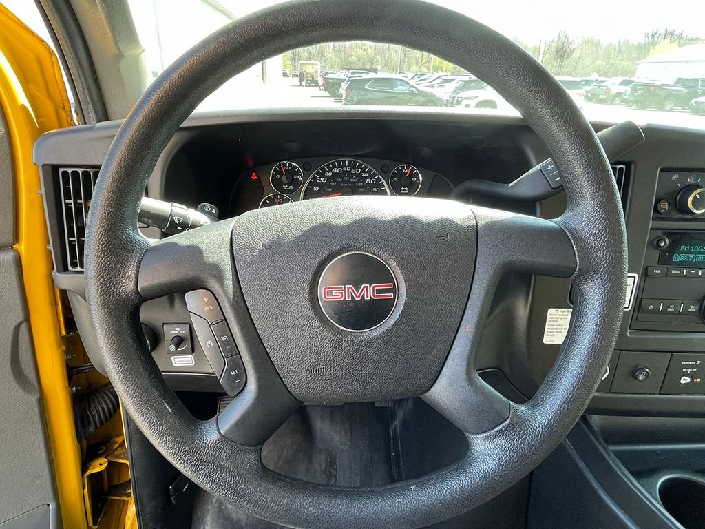 Used 2021  GMC Work Van image 33
