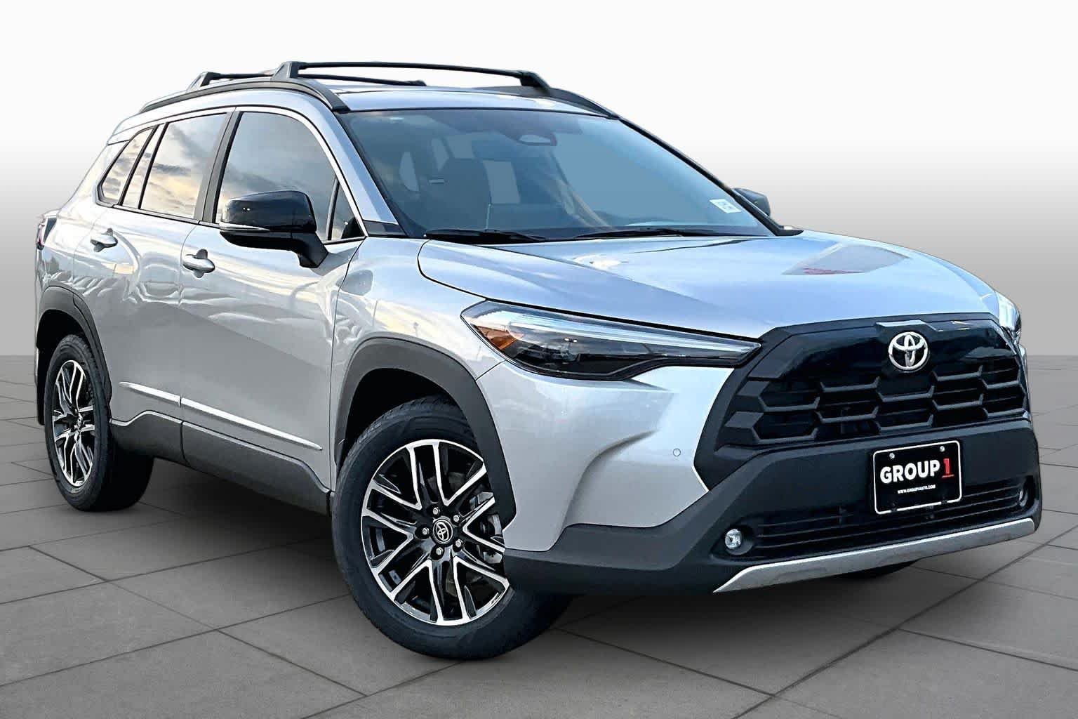 New 2026 Sonic Silver Toyota XLE image 2