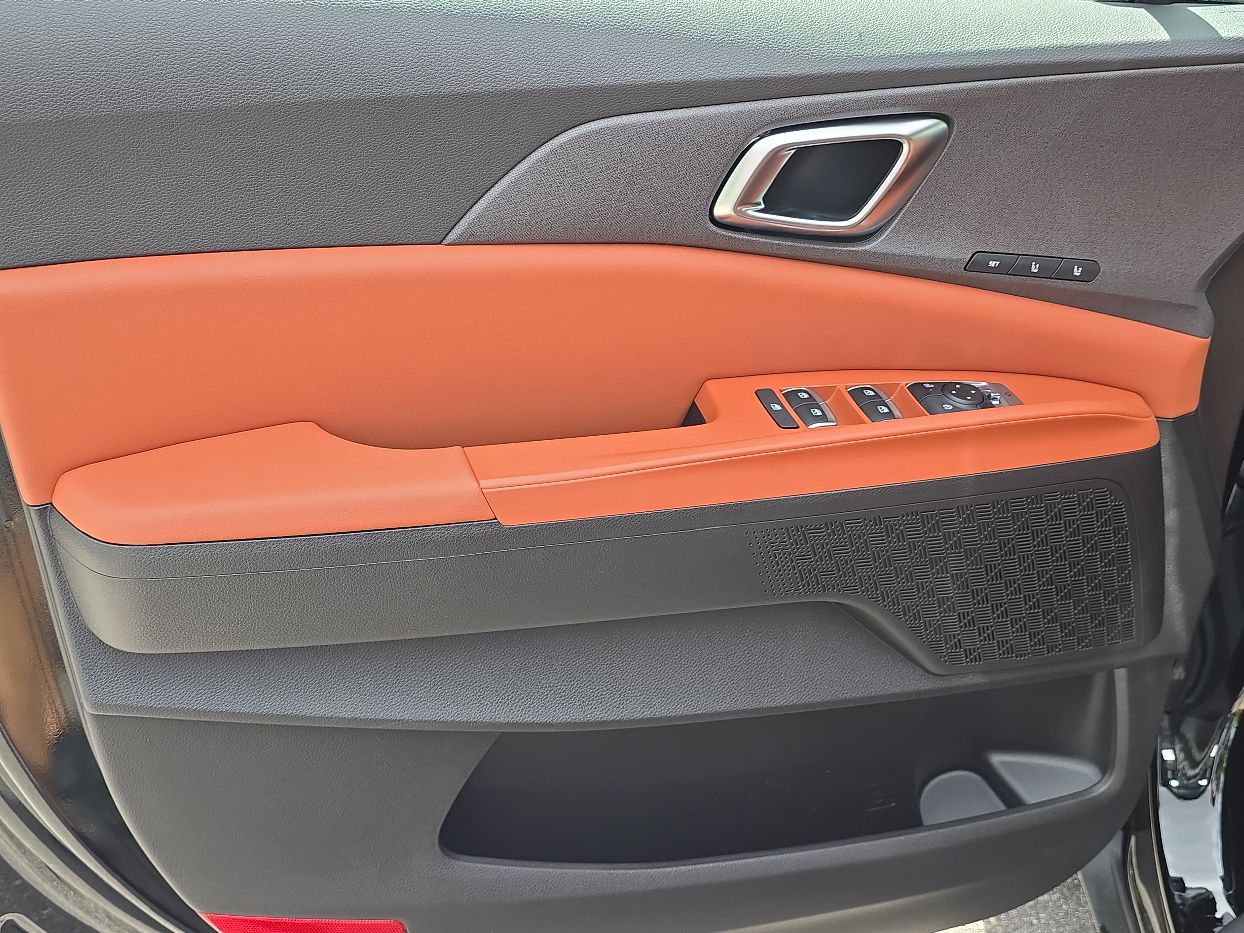 2026 Kia Carnival EX - Photo 21