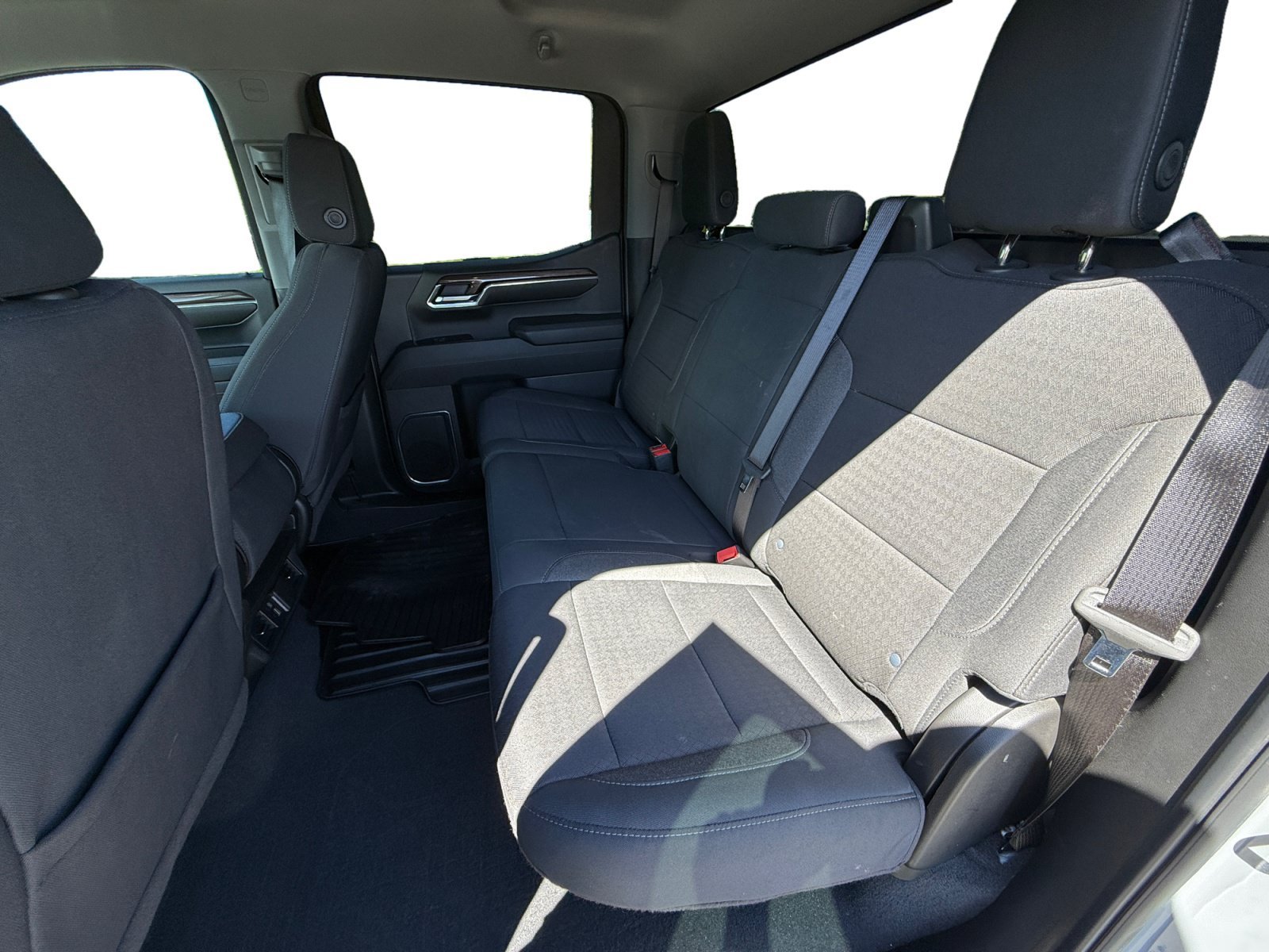 Used 2024 Slate Gray Metallic Chevrolet LT (2FL) image 16