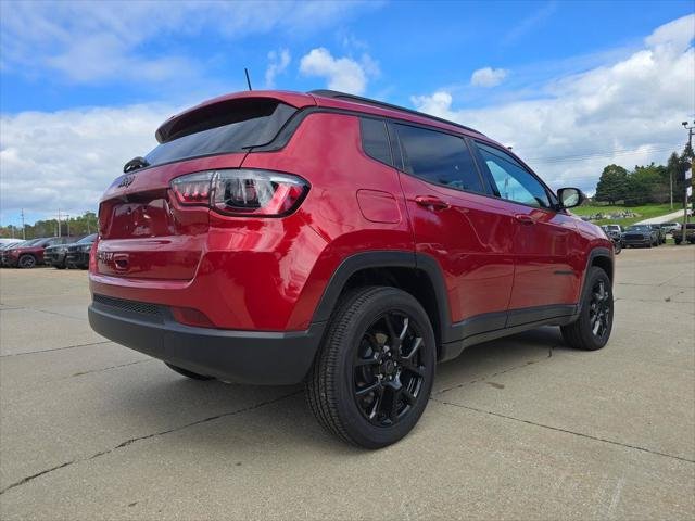 New 2026 Red Hot Pearl-Coat Exterior Paint Jeep Latitude image 3