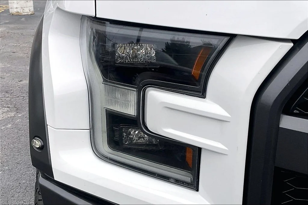 Certified Used 2019 Oxford White Ford Raptor image 28