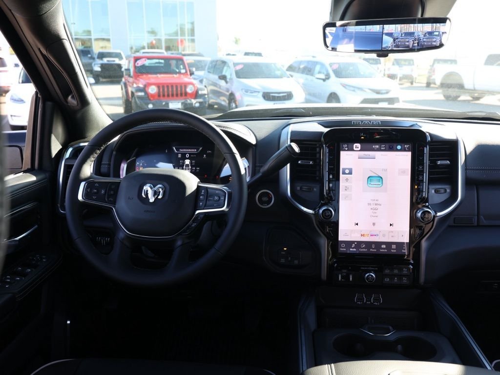 New 2026 Diamond Black Crystal Pearl-Coat Exterior Paint RAM Laramie image 20