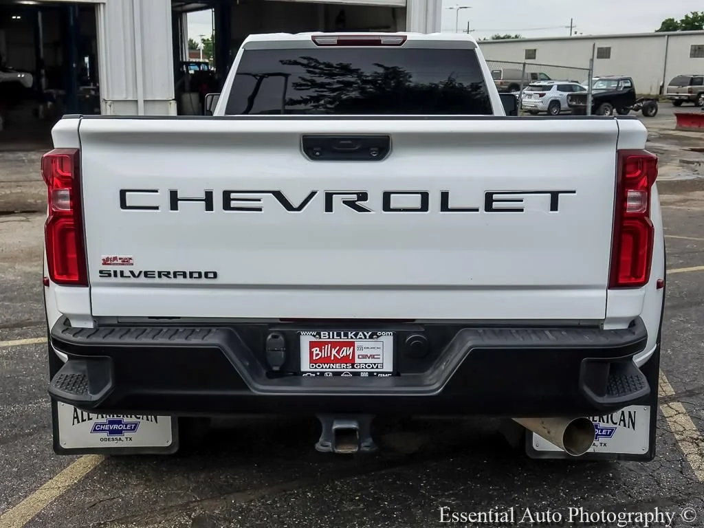Used 2024 Summit White Chevrolet WT DRW image 7