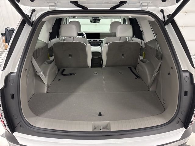 Certified Used 2026 White Hyundai SEL image 25