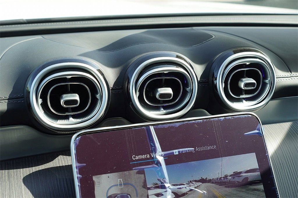 2026 Mercedes-Benz GLC Base - Photo 24