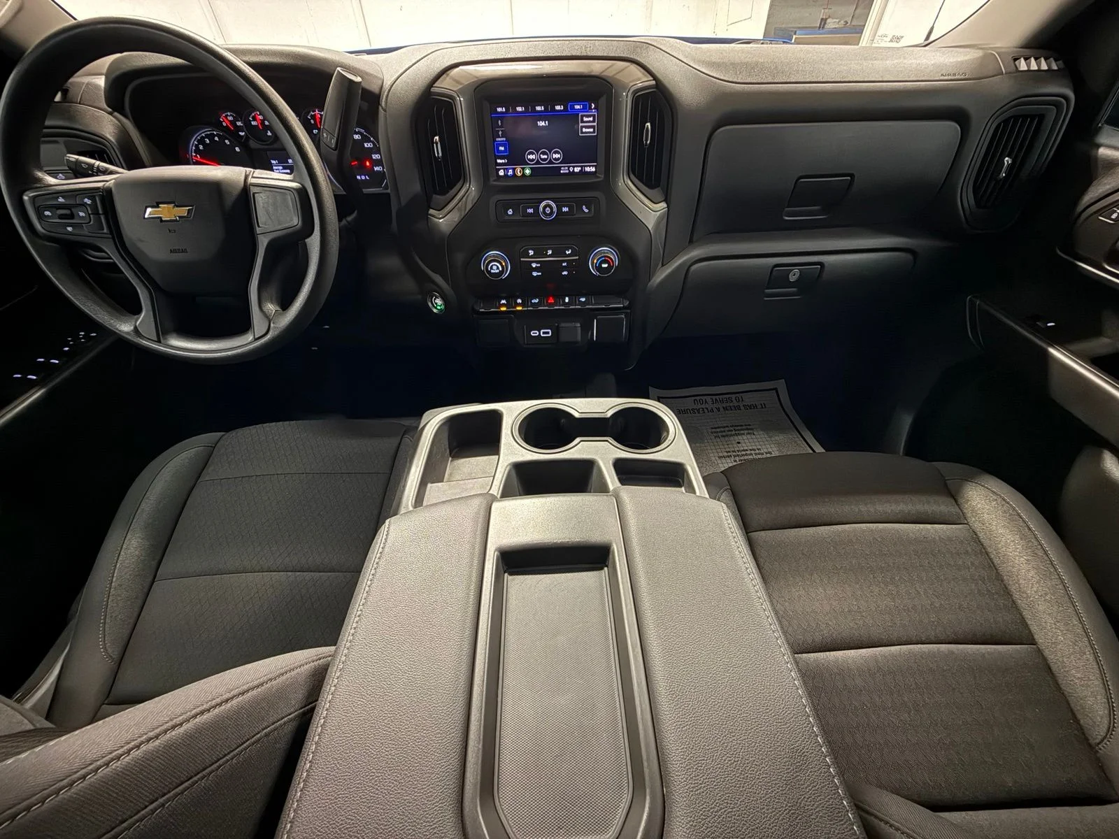 Used 2025 Blue Chevrolet Custom image 15
