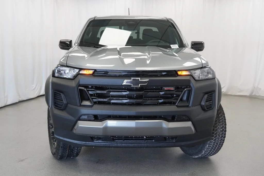 New 2026 Sterling Gray Metallic Chevrolet Trail Boss image 31