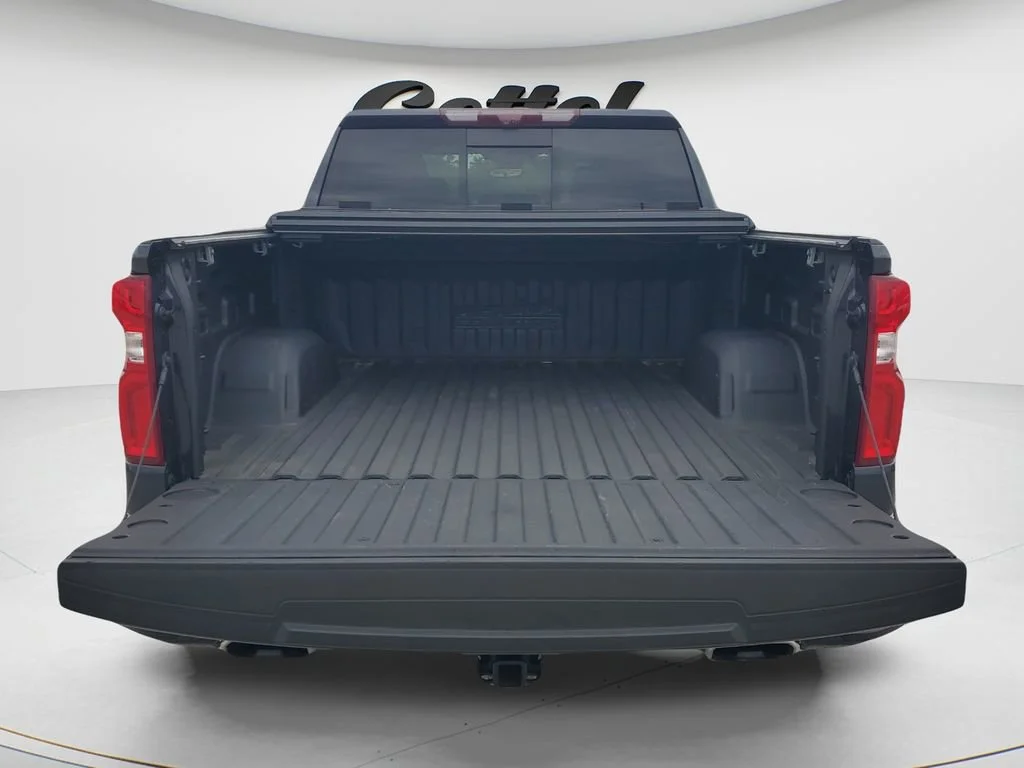 Used 2024 Dark Ash Metallic Chevrolet High Country image 12