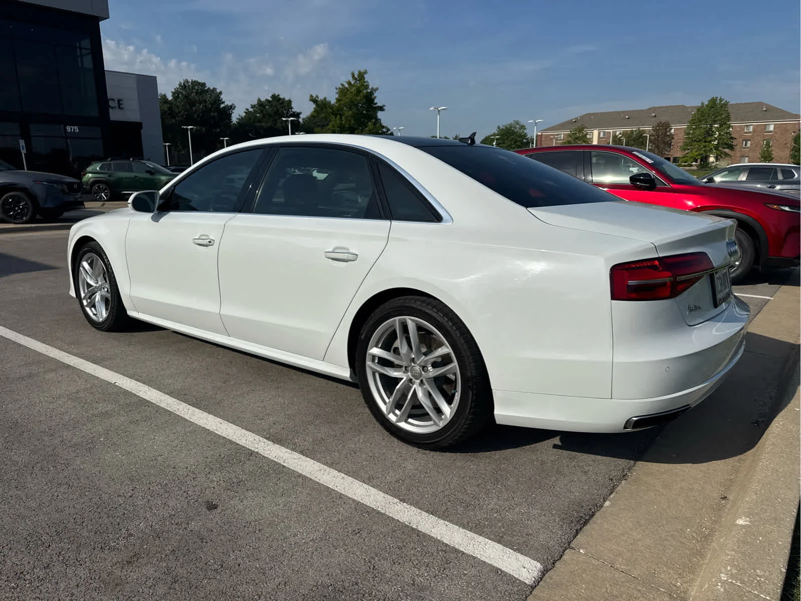 Used 2017 Ibis White Audi Sport image 3