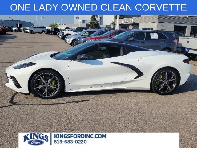 Used 2021 Arctic White Chevrolet Stingray image 2