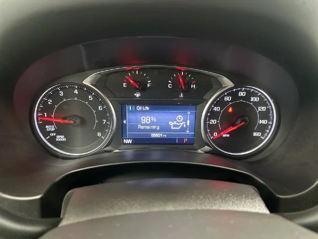 Used 2024 White GMC SLE image 18