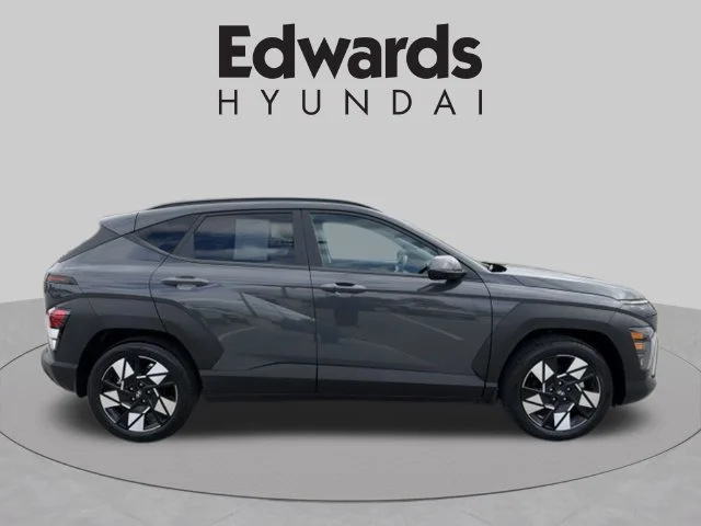 Used 2024 Gray Hyundai SEL image 5