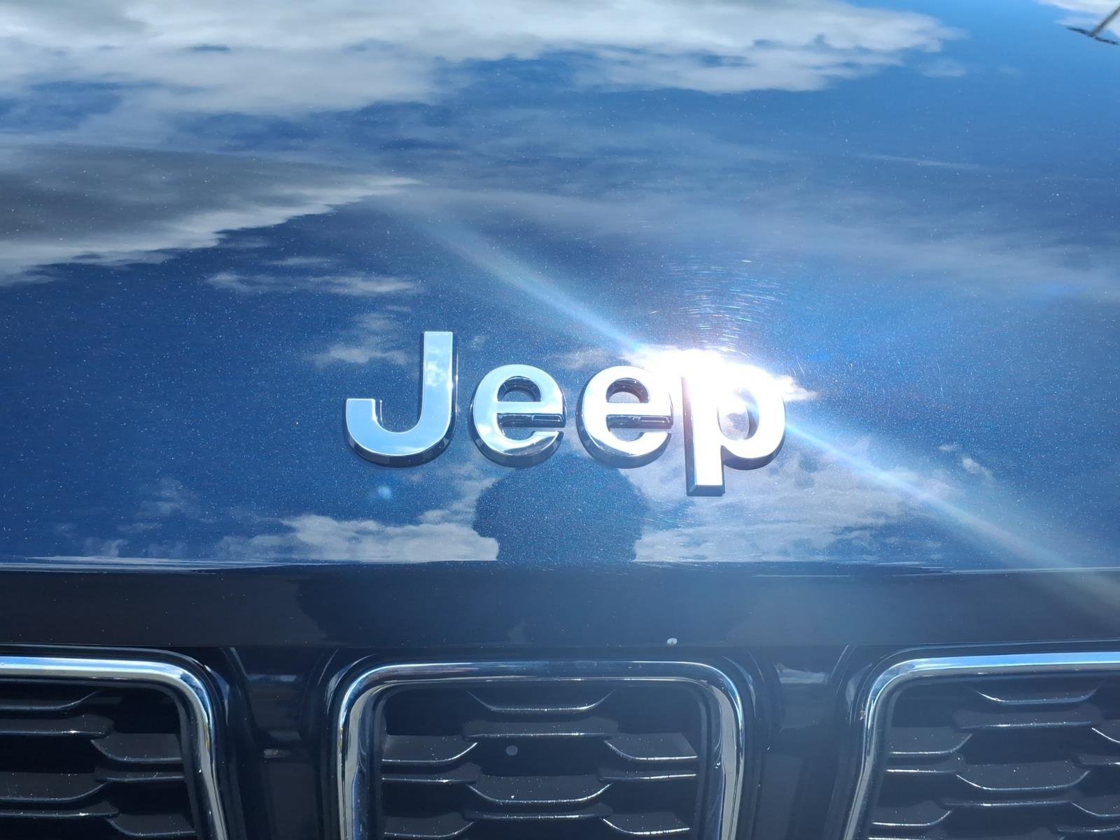 Used 2023 Blue Jeep Limited image 12