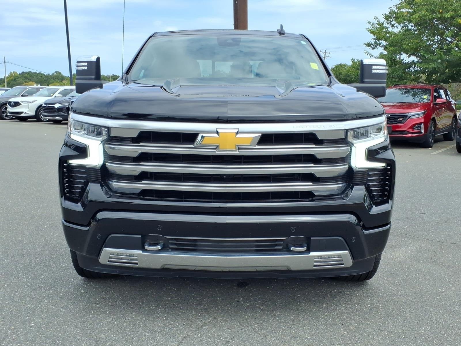 Used 2025 Black Chevrolet High Country image 14