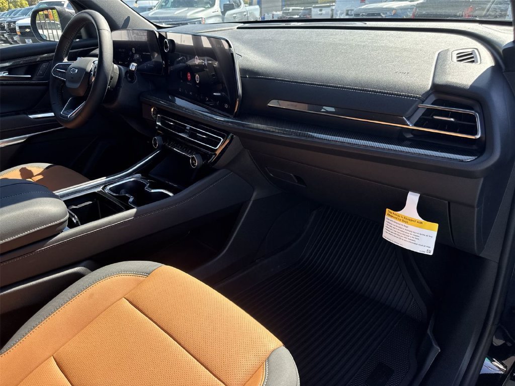 2027 Chevrolet Traverse Z71 - Photo 34