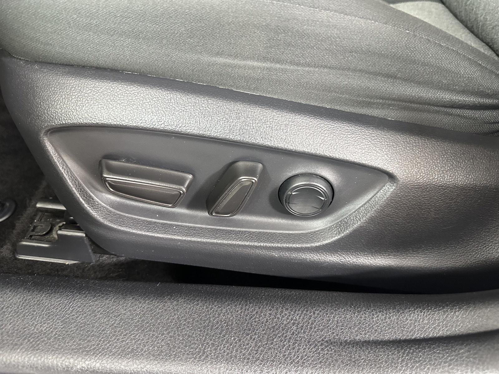 Used 2019 Galactic Aqua Mica Toyota LE image 20