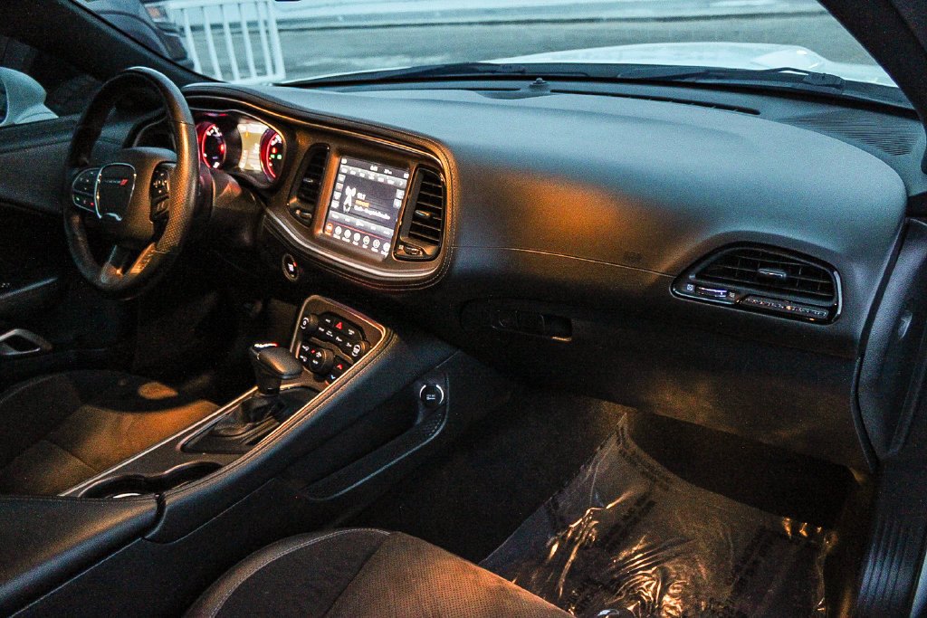 Used 2022 White Dodge R/T image 13