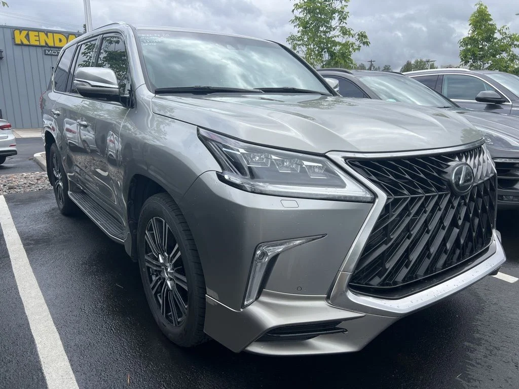 2020 Lexus LX 600 570 THREE-ROW's photo