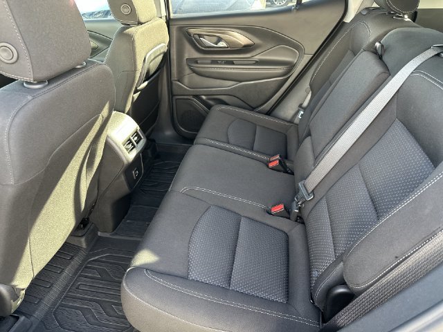 Certified Used 2024 Downpour Metallic GMC SLE image 33