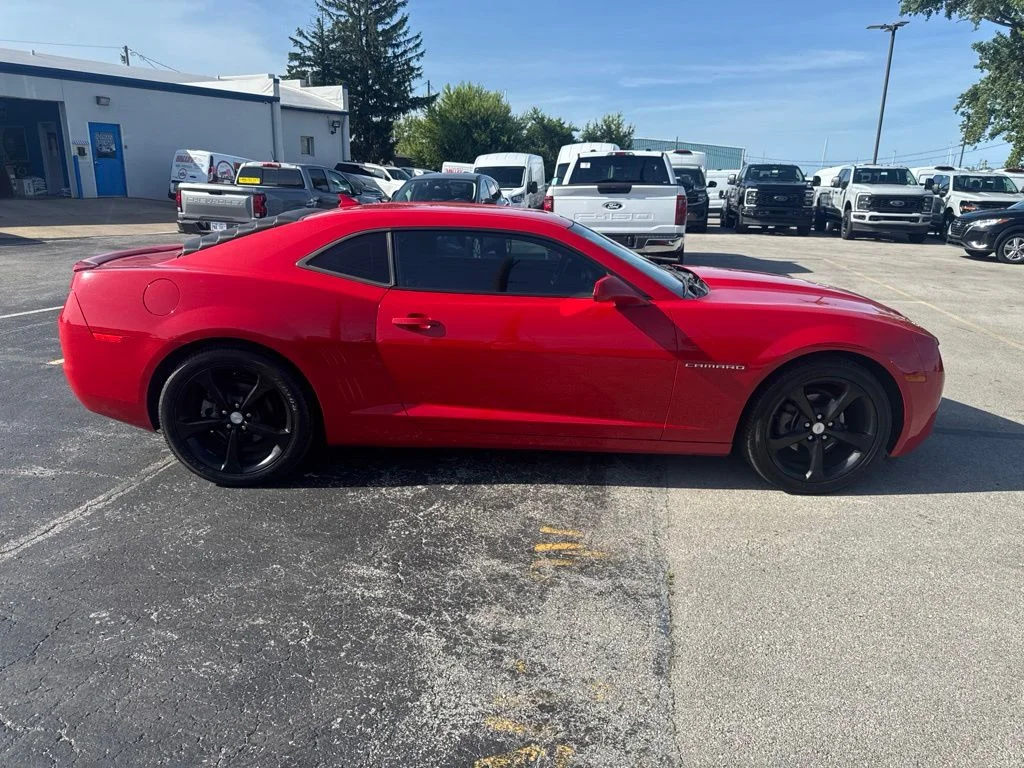 Used 2013 Red Chevrolet 1LT image 2