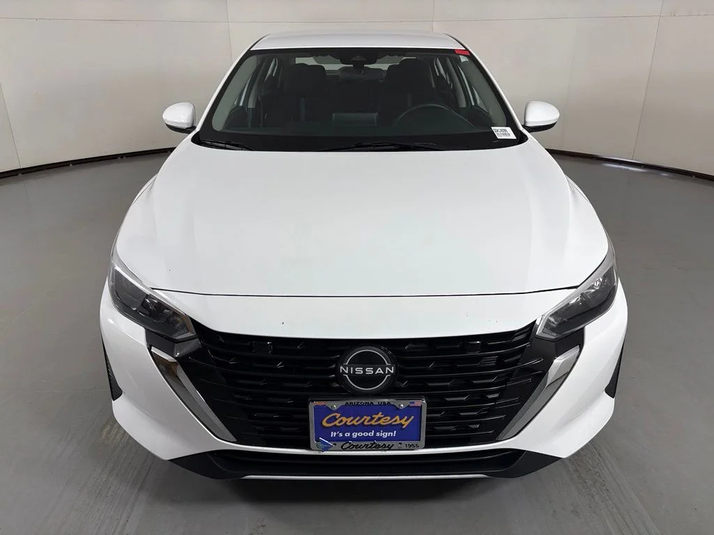 Used 2025 White Nissan SV image 3