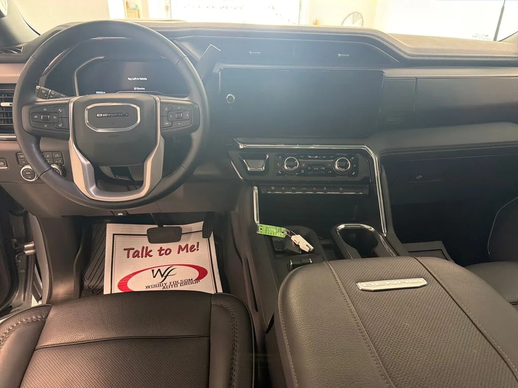 Used 2025 Silver GMC Denali image 16