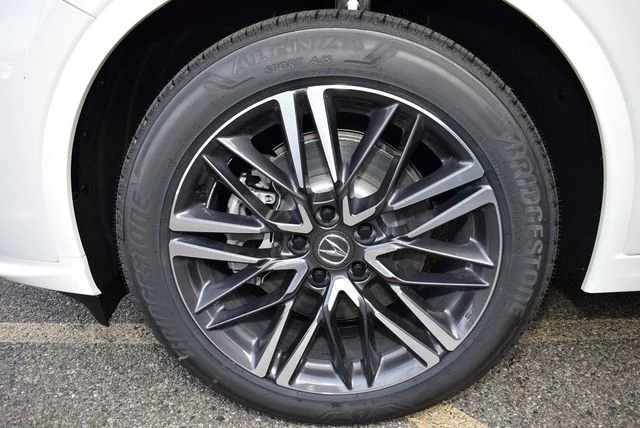 New 2026 Platinum White Pearl Acura Advance Package image 9