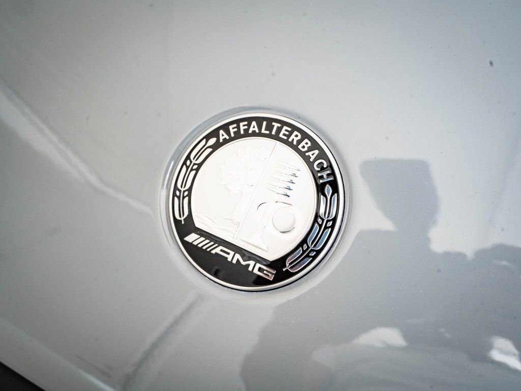 New 2026 MANUFAKTUR Alpine Grey Mercedes-Benz GLC 43 AMG® image 17