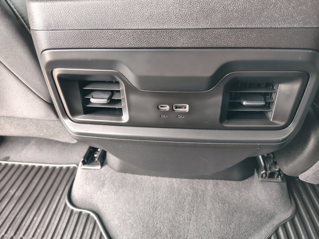 2023 Chevrolet Silverado 1500 LT - Photo 46
