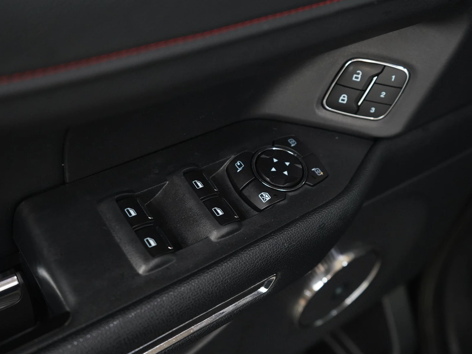 Used 2022 Black Metallic Ford Limited image 21