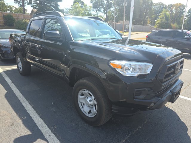 Used 2022 Midnight Black Metallic Toyota SR image 3