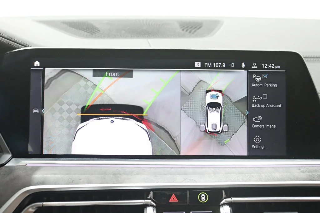 Used 2023 White BMW xDrive45e image 22