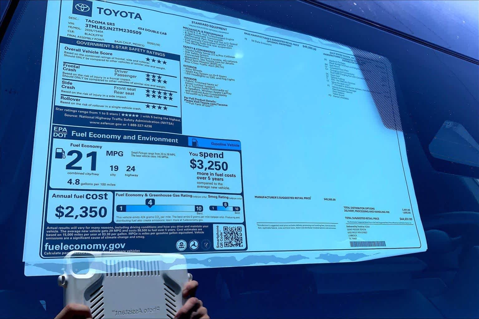 2026 Toyota Tacoma SR5 - Photo 22