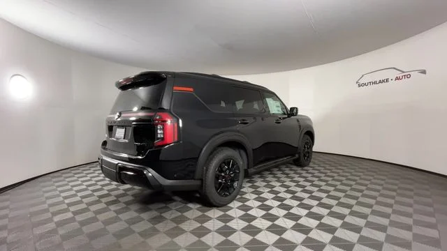 2026 Nissan Armada PRO-4X - Photo 8