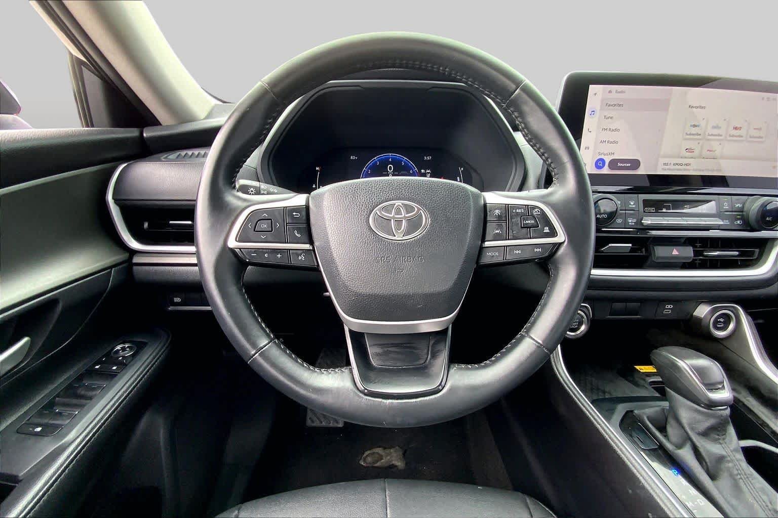 Used 2025 Midnight Black Metallic Toyota XLE image 6