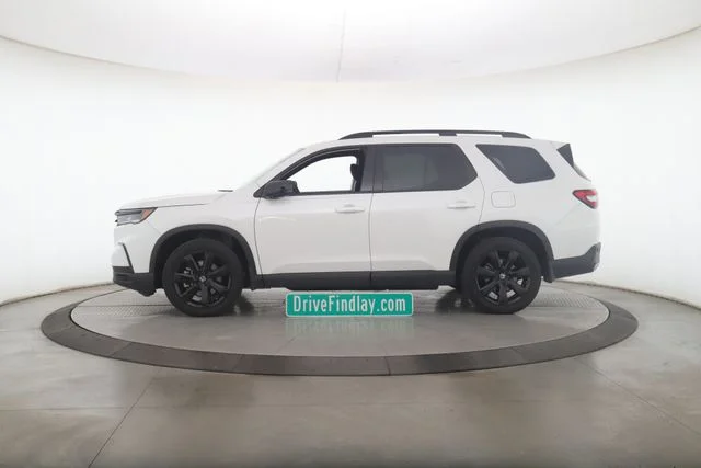 Used 2025 White Honda Black Edition image 9